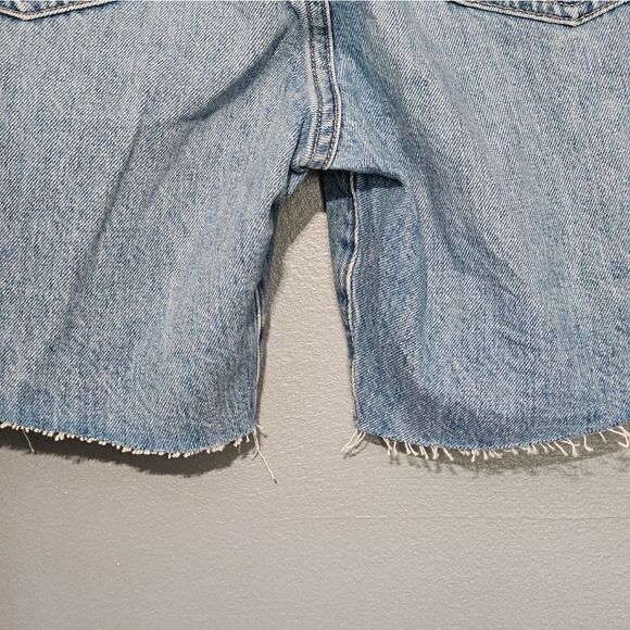 ☀️Edwin, Womens Cai Shorts. Light Wash, Size 34 - Picture 3 of 6
